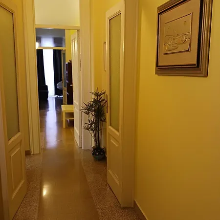 Apartment Seawall Holiday